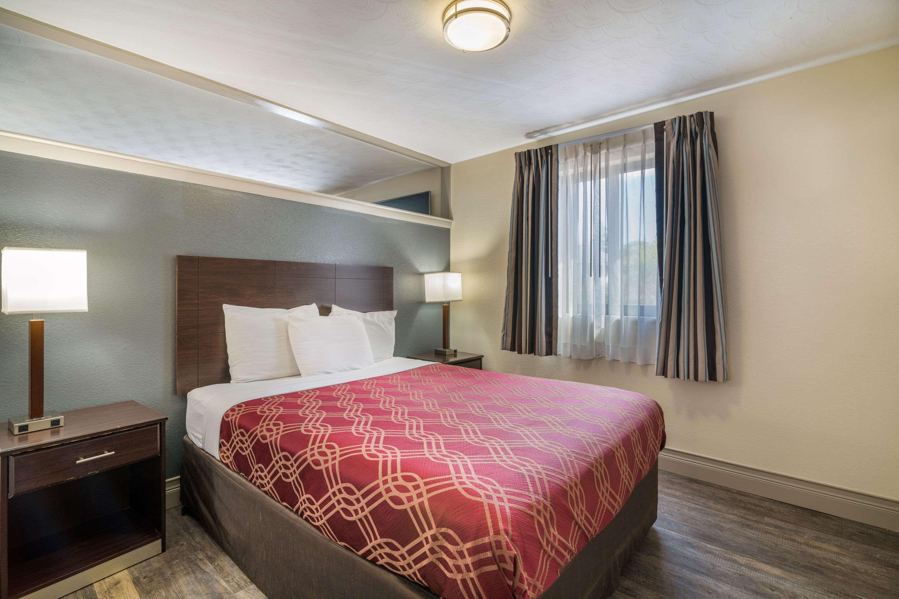 Econo Lodge Boston-مالدن المظهر الخارجي الصورة