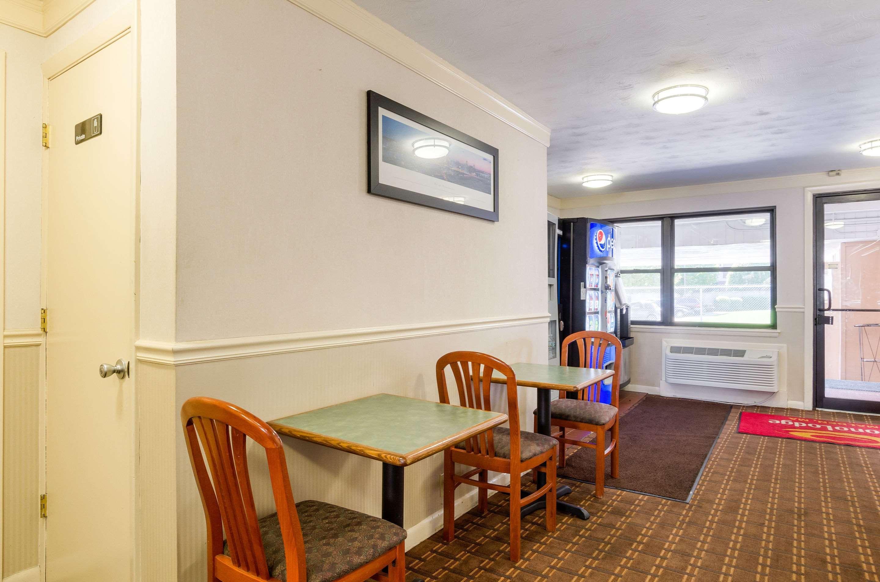 Econo Lodge Boston-مالدن المظهر الخارجي الصورة